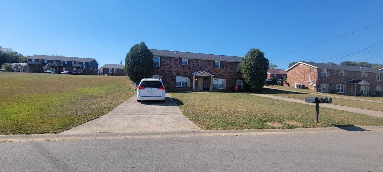120 Bennett Dr - Photo 1