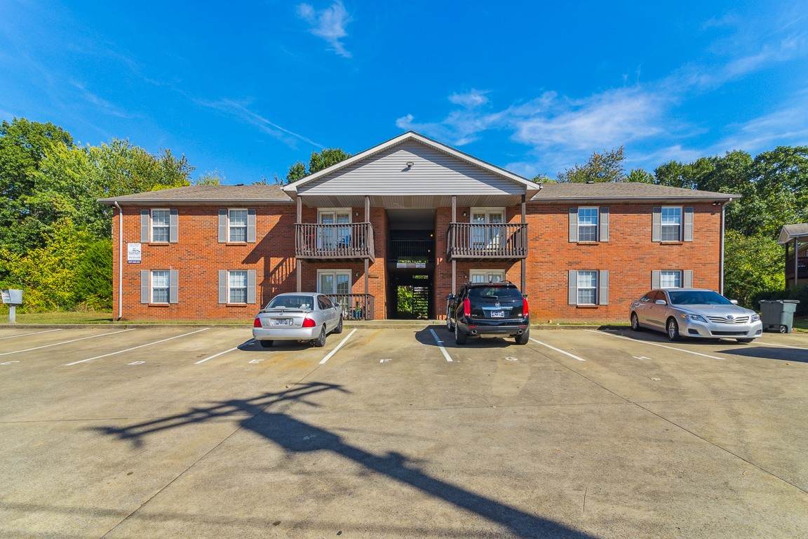 1257 Parkway Pl - Photo 1