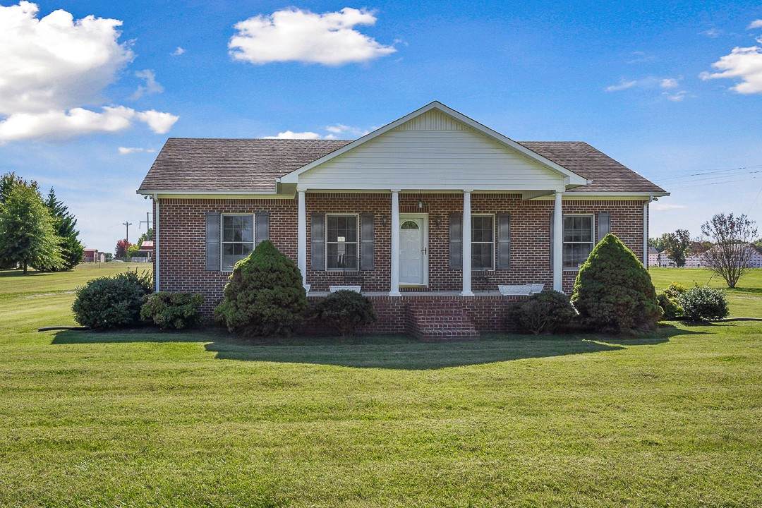 709 Dry Creek Rd - Photo 1
