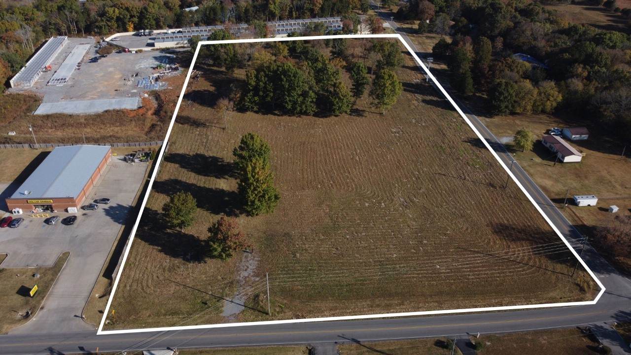 5276 Leanna Rd - Photo 1