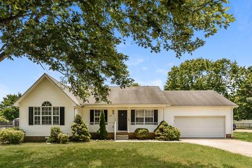 1307 Cason Trl - Photo 1