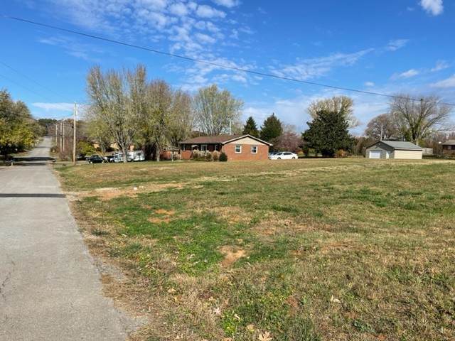 210 Moss Dr. - Photo 1
