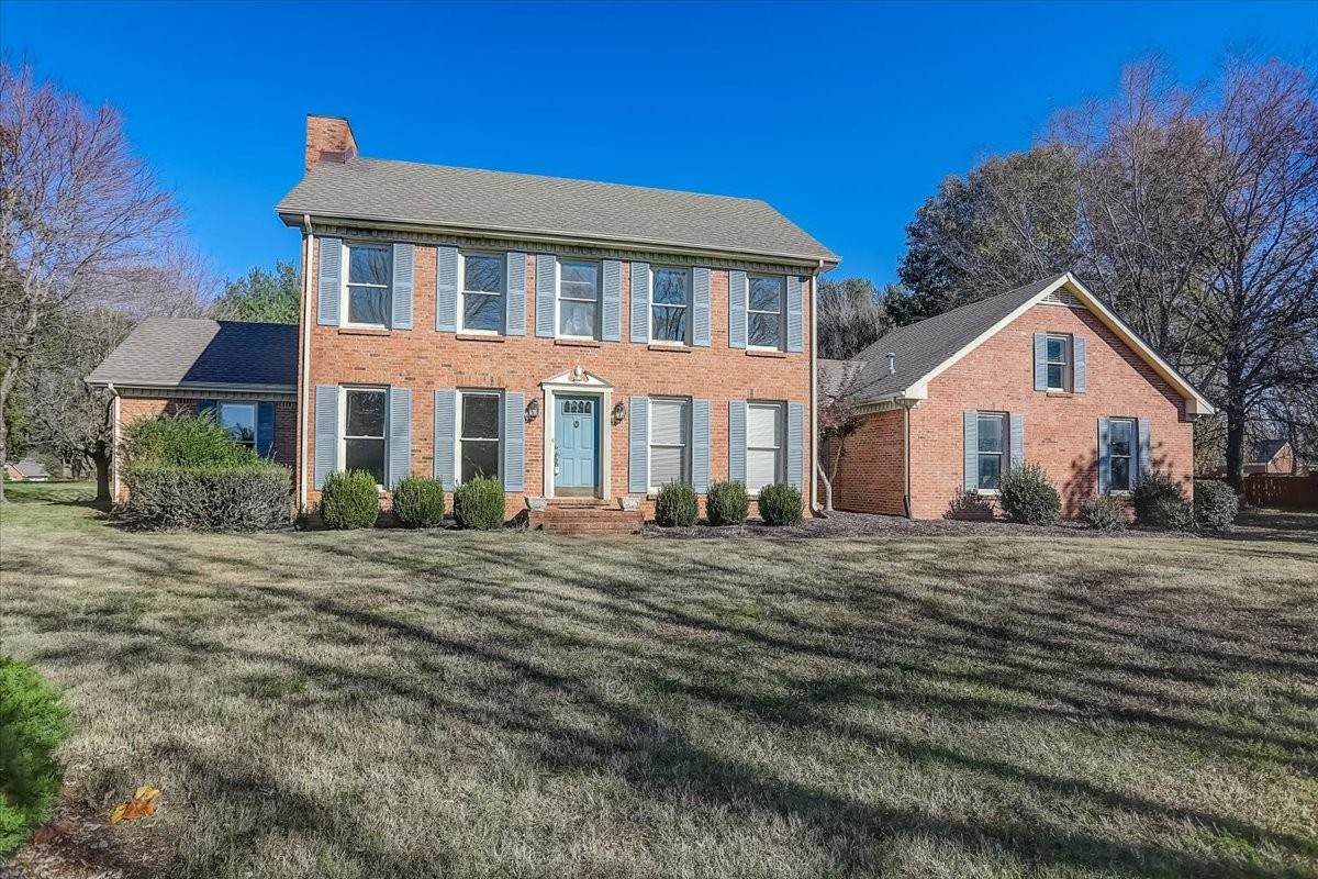106 Apache Ct - Photo 1