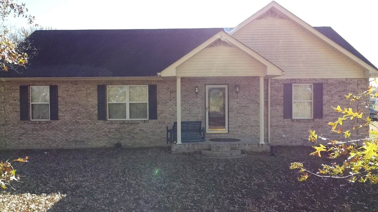 140 Dixon Rd - Photo 1