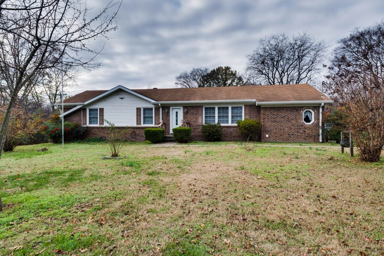 845 Craig St - Photo 1