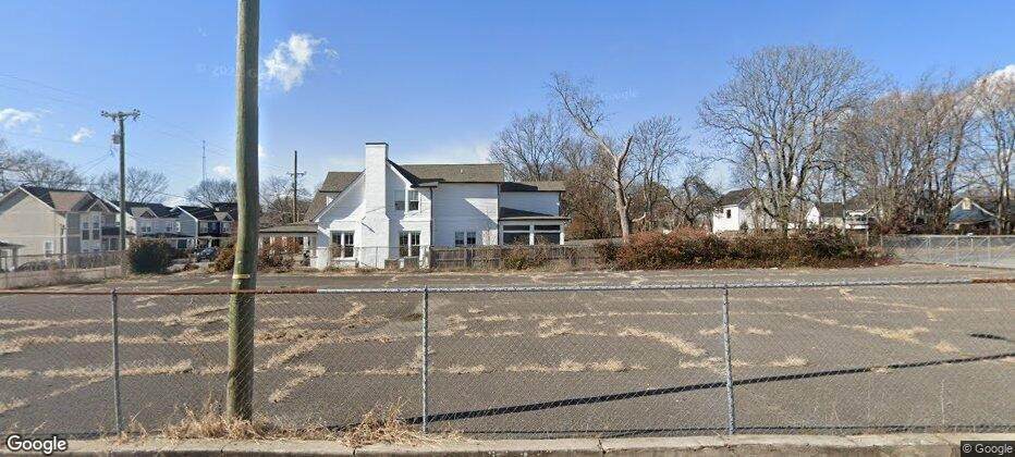 516 Meridian St - Photo 1
