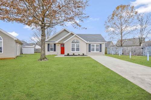 916 Red Feather Trl - Photo 1