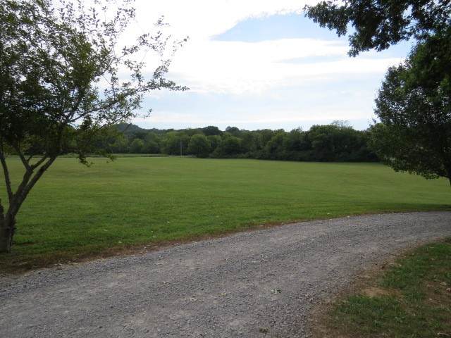 1000 Five Points Rd - Photo 1