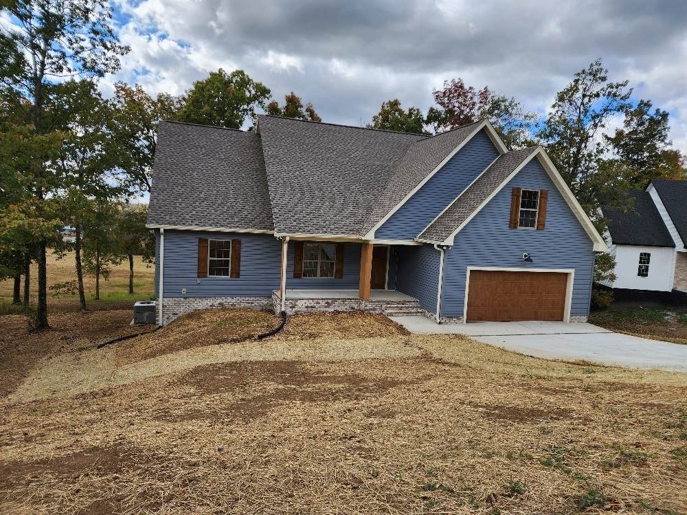 225 Hickory Ridge Ln - Photo 1