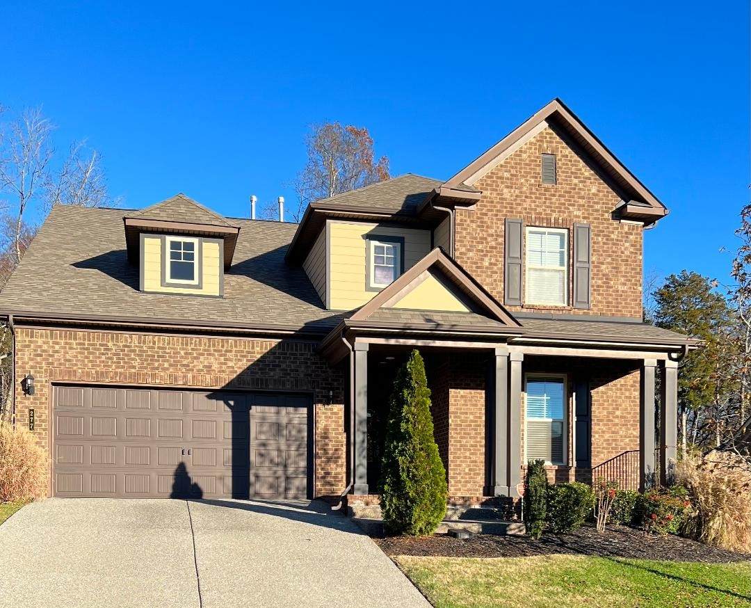 277 Blackthorn Ln - Photo 1