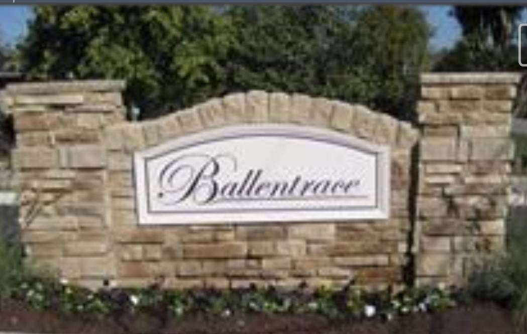 1208 Ballentrace Blvd - Photo 1
