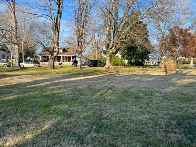 112 2nd Ave - Photo 1