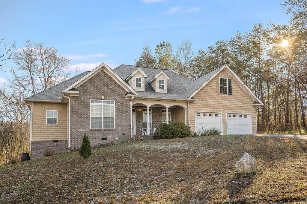 3034 Highland Circle - Photo 1