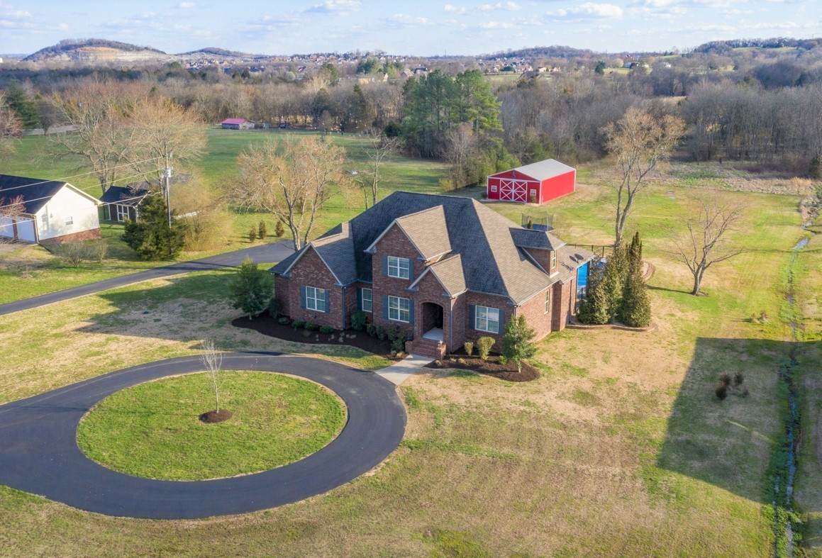 1095 Jenkins Ln - Photo 1