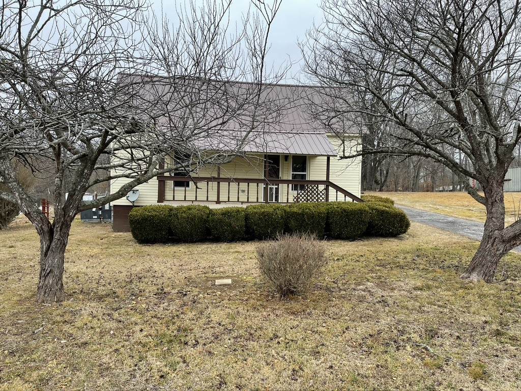 106 Franklin St - Photo 1
