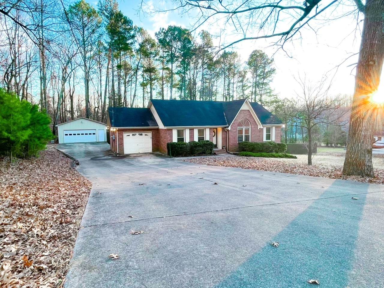 119 Cobb Ln - Photo 1