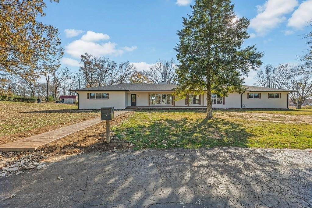 2146 W Broad St - Photo 1