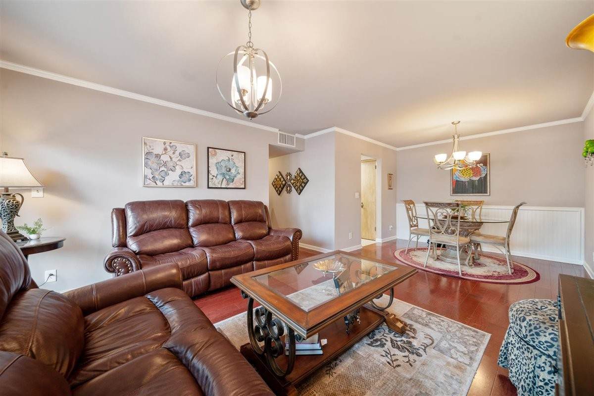 21 Vaughns Gap Rd - Photo 1