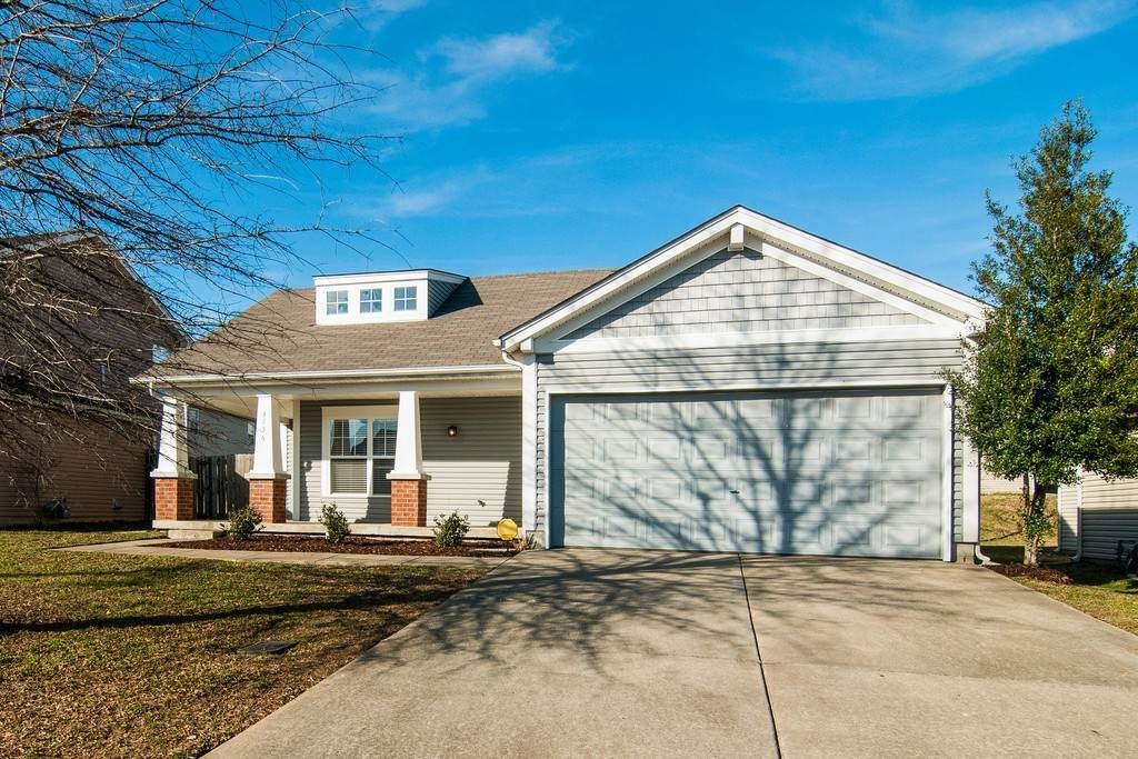 3736 Springwater Dr - Photo 1