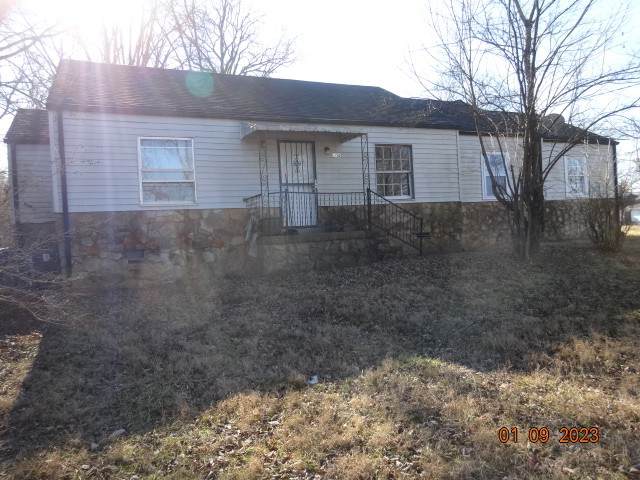 108 E Due West Ave - Photo 1