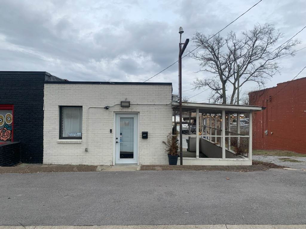 105B 24th St - Photo 1