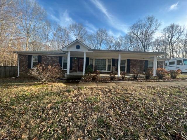 114 Lee Rd - Photo 1