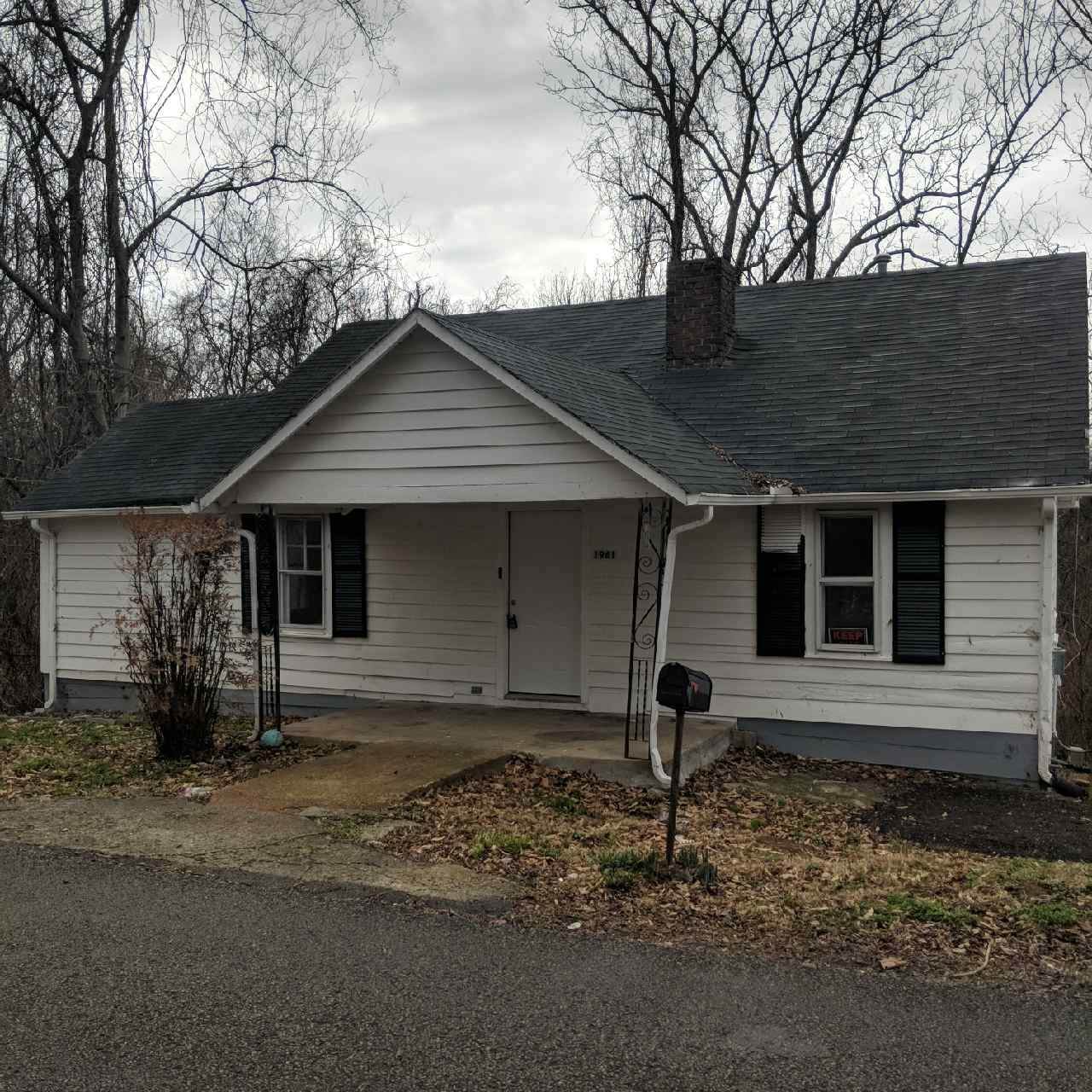 1961 Omohundro Dr - Photo 1
