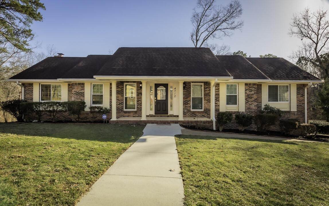 4712 Ridge Crest Rd - Photo 1