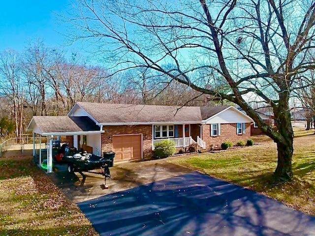 642 Shore Dr - Photo 1