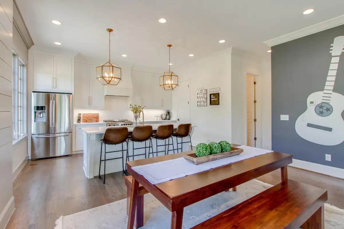 1226 Martin St - Photo 1