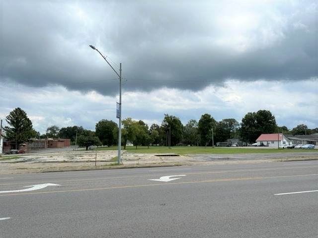 800 Huntsville Hwy - Photo 1