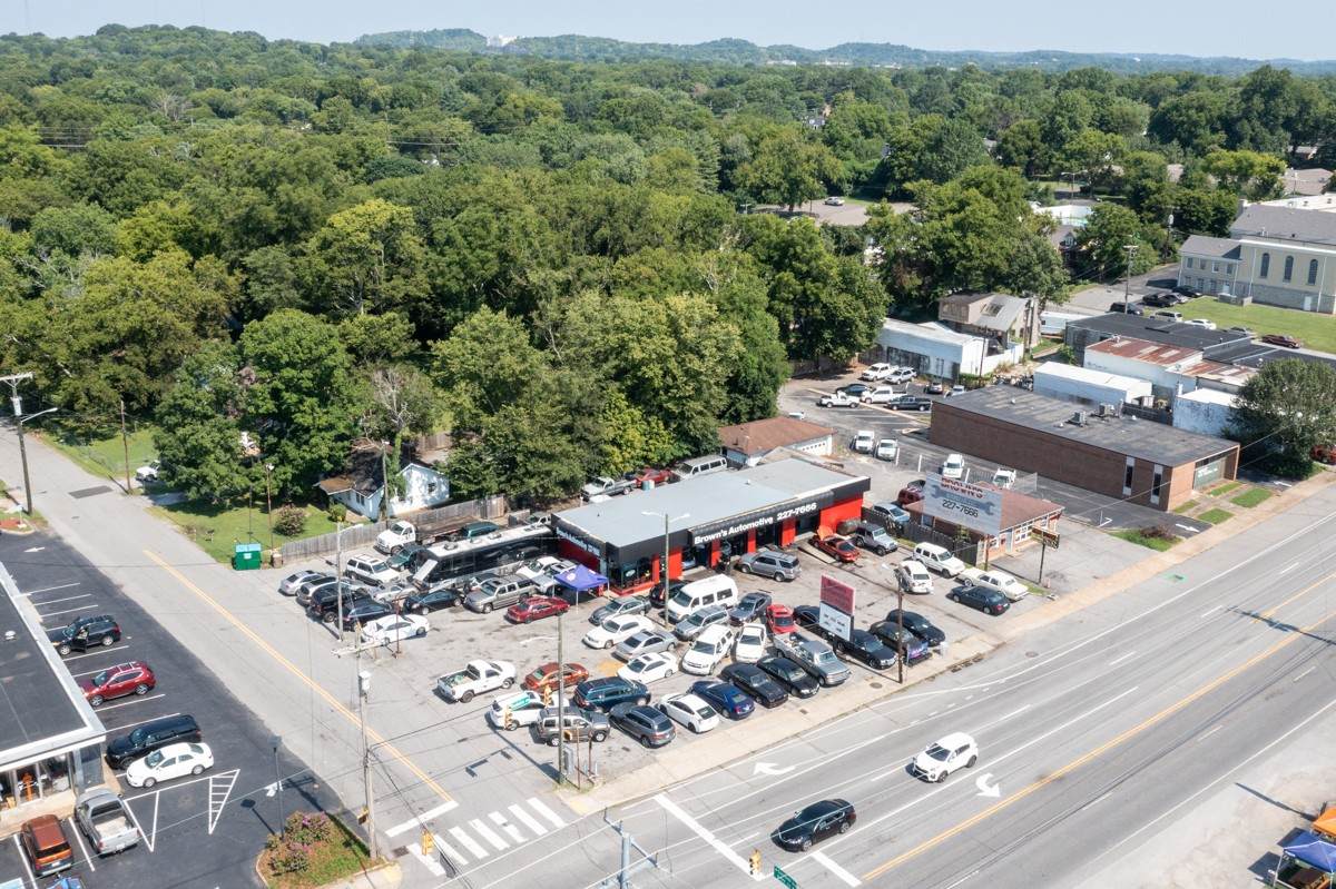 4001 Gallatin Pike - Photo 1