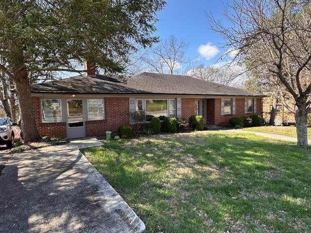 419 W Main St - Photo 1
