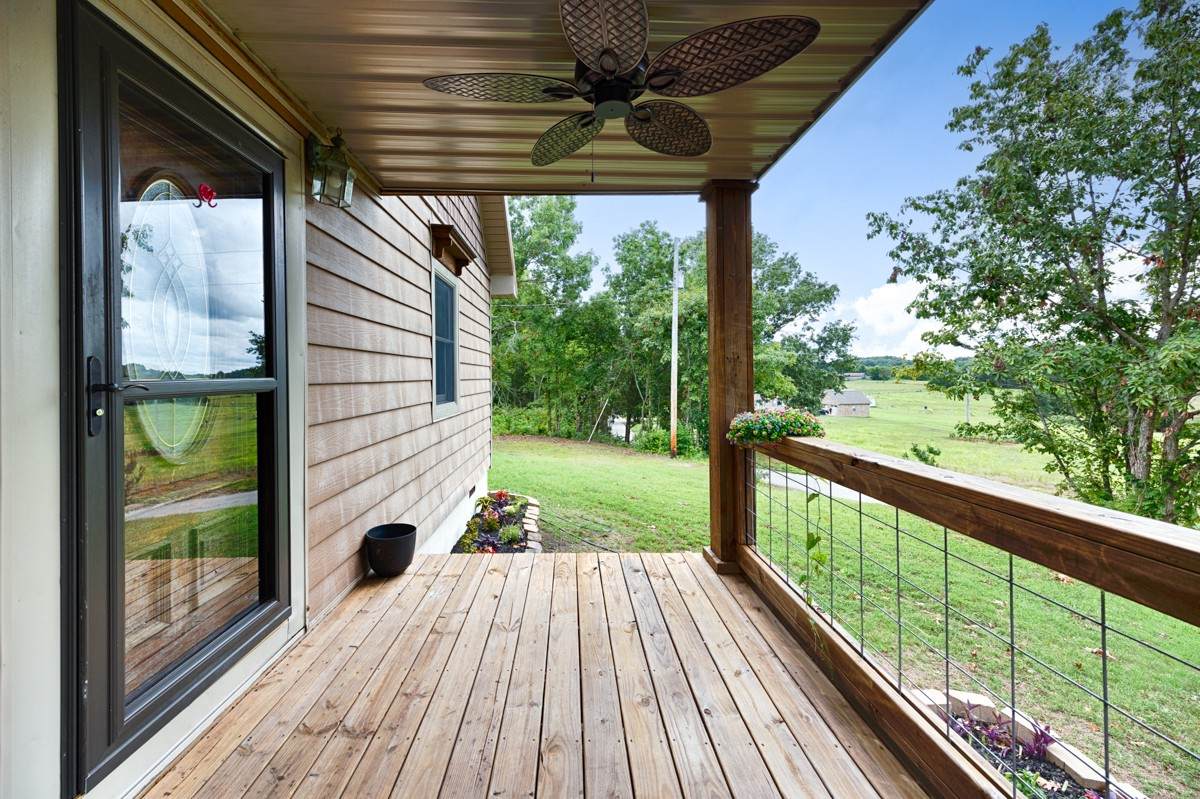 https://bt-photos.global.ssl.fastly.net/nashville/orig_boomver_1_RTC2685269-1.jpg