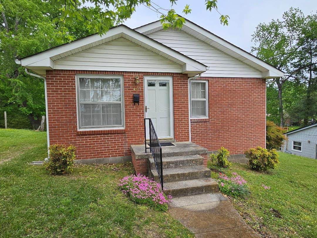 407 College Ave - Photo 1
