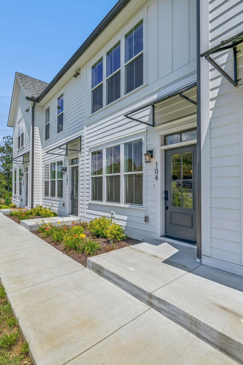 104 Stella Drive - Photo 1