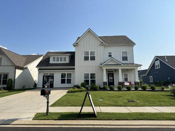 5633 Shelton Blvd - Photo 1