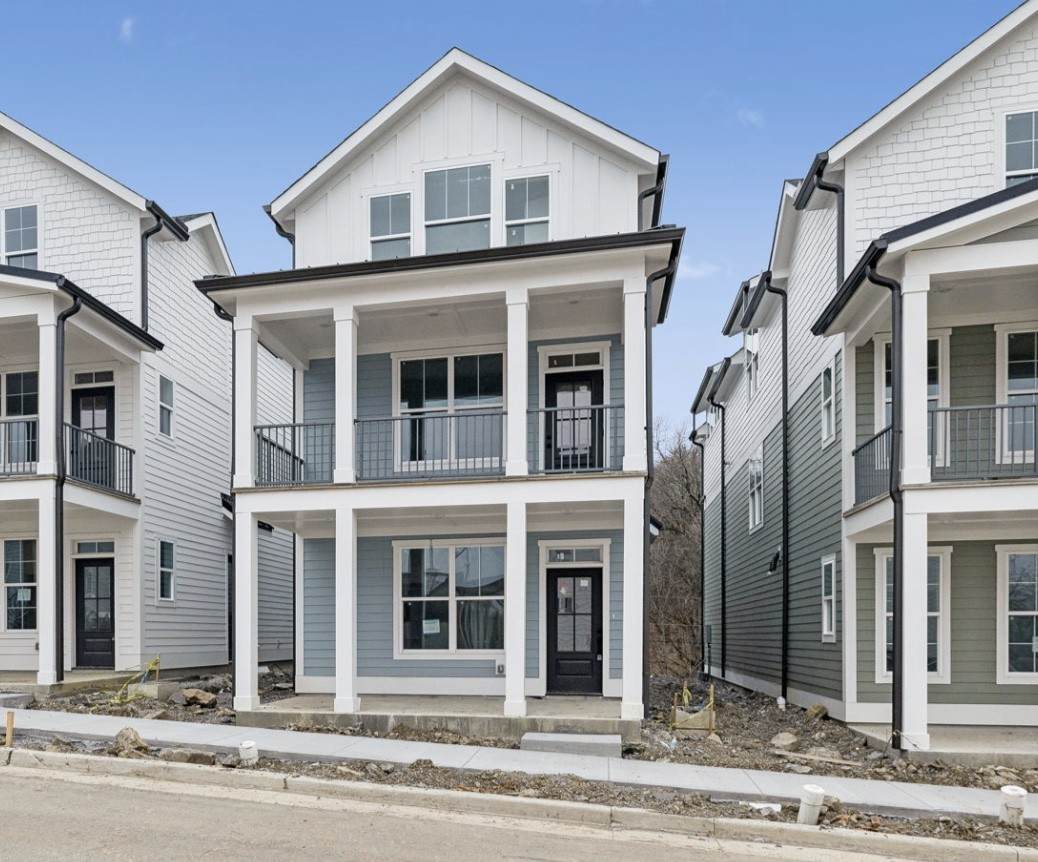 133 Stella Dr - Photo 1