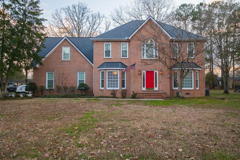 306 Amherst Drive - Photo 1
