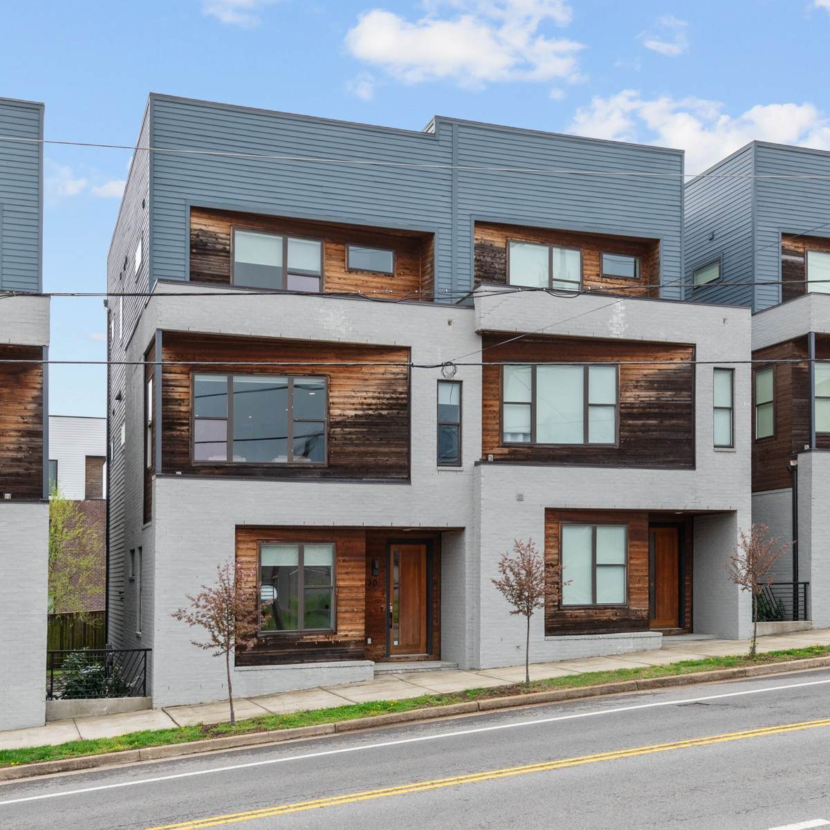 530 28th Ave - Photo 1
