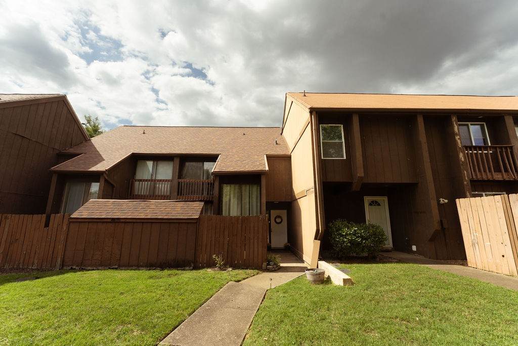 25 Sycamore Ct - Photo 1