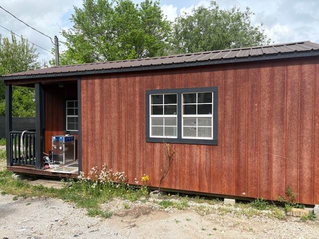 2016 Circle Dr - Photo 1