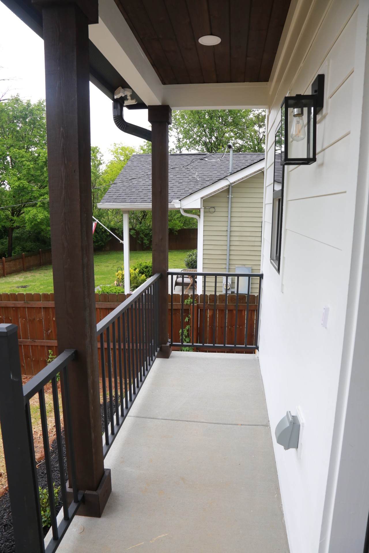 https://bt-photos.global.ssl.fastly.net/nashville/orig_boomver_1_RTC2822643-1.jpg