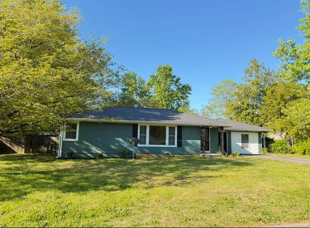 311 Ginnie Ln - Photo 1