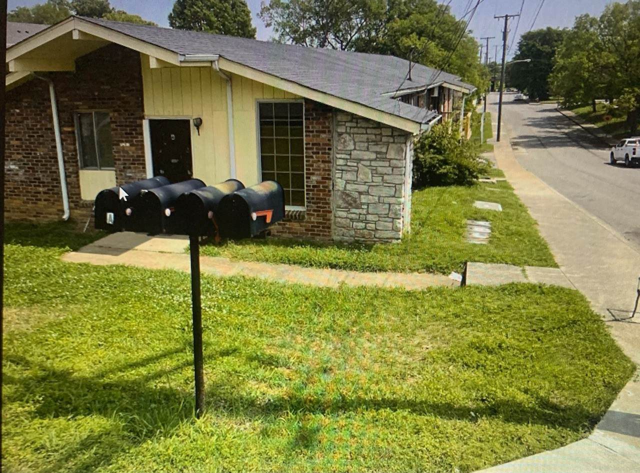 902 32nd Ave - Photo 1