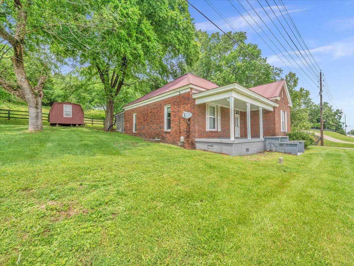 1914 Mill St - Photo 1
