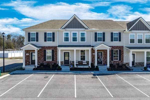 166 Grayson Cir - Photo 1