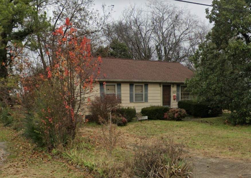 415 E Sunset Dr - Photo 1