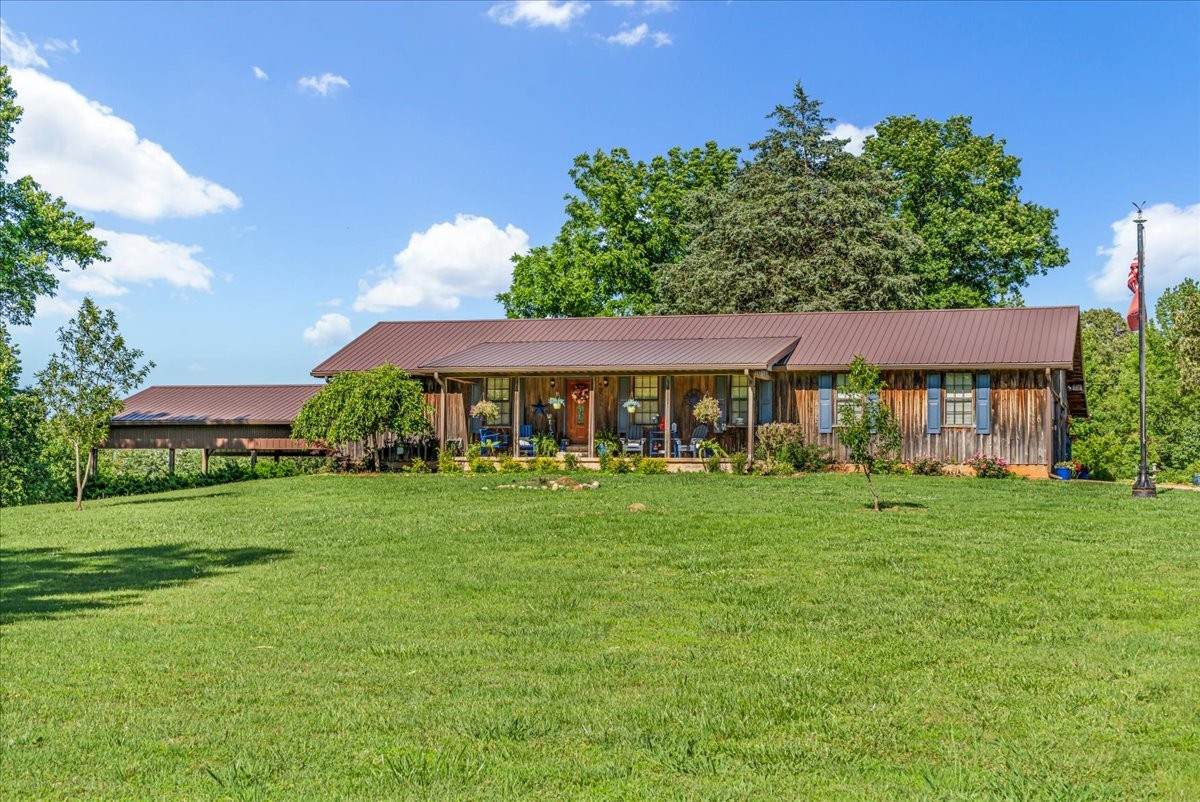 2890 Nance Bend Rd - Photo 1
