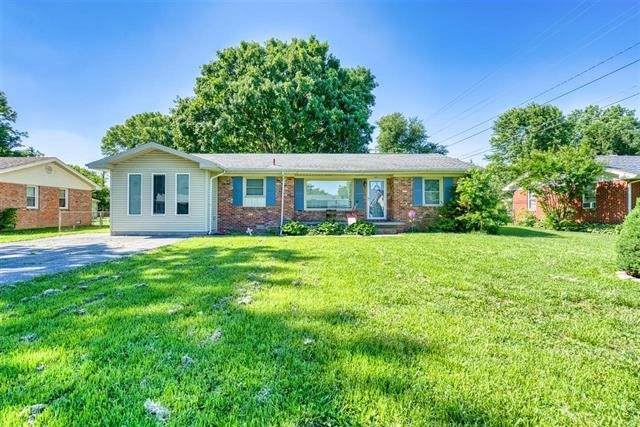 413 Colonial Terrace - Photo 1